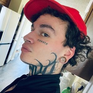 Meet your Posher, Tyler